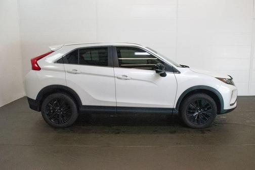 Pearl White 2019 Mitsubishi Eclipse Cross LE