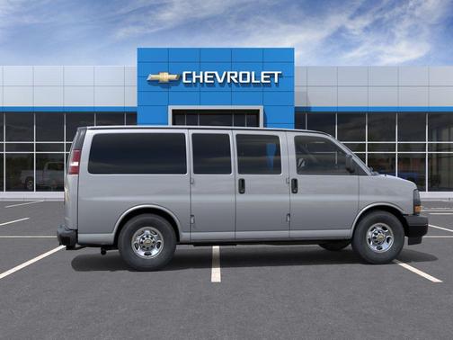 Silver Ice Metallic 2026 Chevrolet Express 2500 Work Van