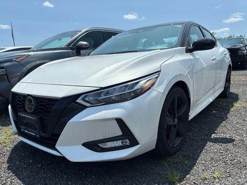 White 2023 Nissan Sentra SR