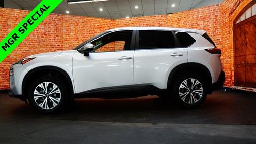 2022 Nissan Rogue SV