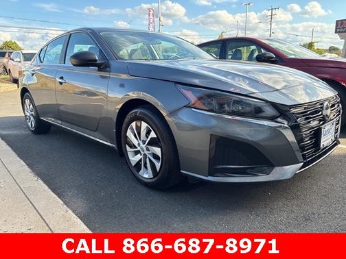 2025 Nissan Altima S
