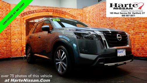 Gun Metallic 2025 Nissan Pathfinder Platinum