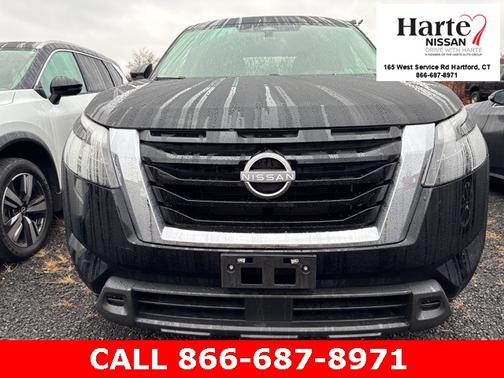 2025 Nissan Pathfinder S