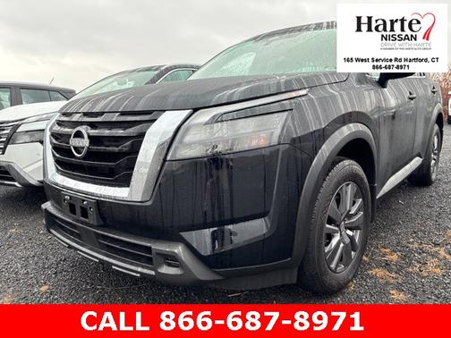 2025 Nissan Pathfinder S