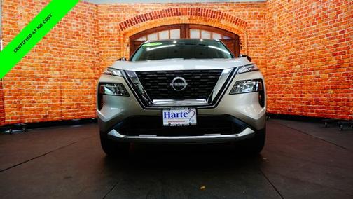 2 Tone Champagne Black Roof 2023 Nissan Rogue Platinum