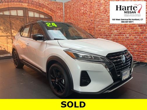 2024 Nissan Kicks SR