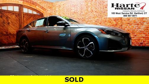 2023 Nissan Altima 2.5 SR