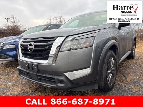 2024 Nissan Pathfinder S