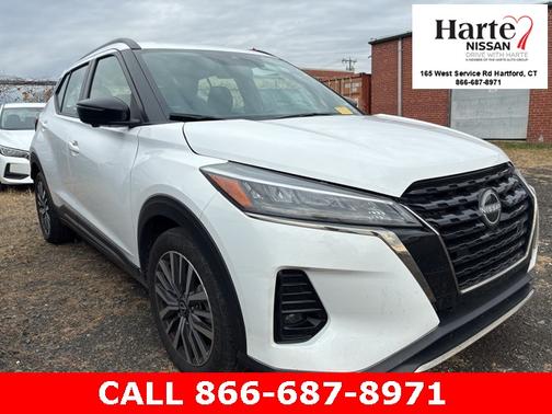 2024 Nissan Kicks SR