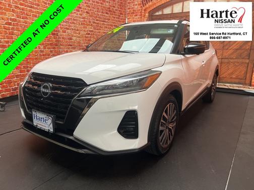 2024 Nissan Kicks SR