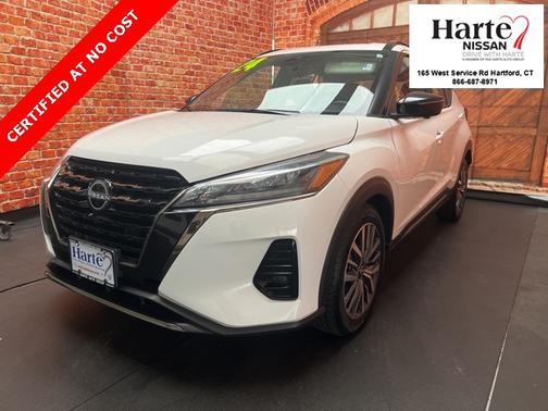 2024 Nissan Kicks SR