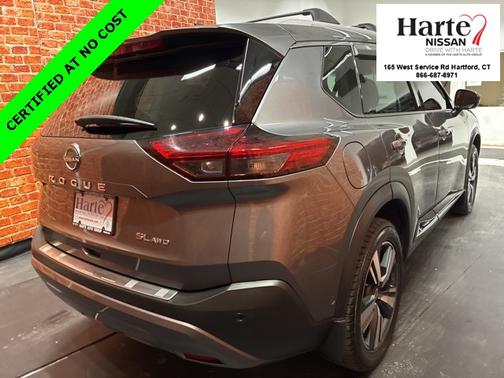 2022 Nissan Rogue SL