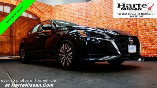 Black 2024 Nissan Altima 2.5 SV