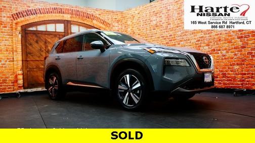 2022 Nissan Rogue SL