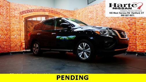 2020 Nissan Pathfinder S