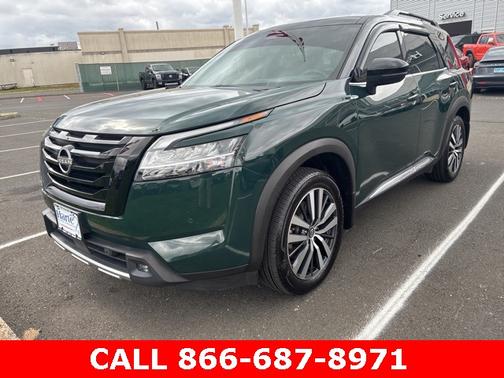 2022 Nissan Pathfinder Platinum
