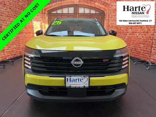 2025 Nissan Kicks SR