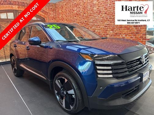 2025 Nissan Kicks SR