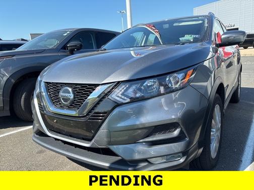 2022 Nissan Rogue Sport SV