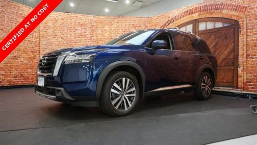 2022 Nissan Pathfinder Platinum