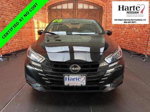 2023 Nissan Versa 1.6 SV