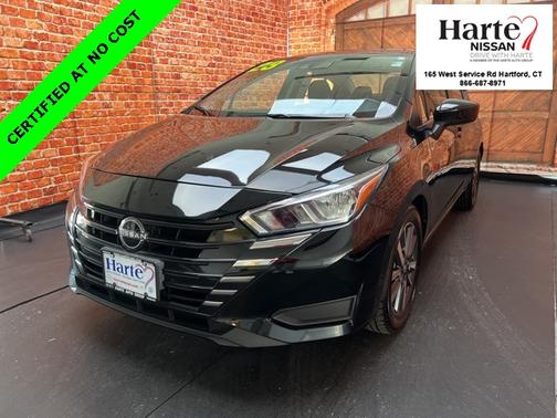 2023 Nissan Versa 1.6 SV
