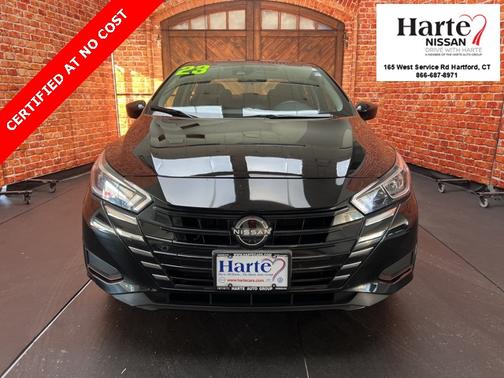 2023 Nissan Versa 1.6 SV