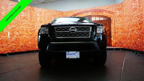 Black 2022 Nissan Frontier SV