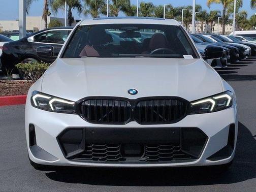 Mineral White Metallic 2023 BMW 330 i