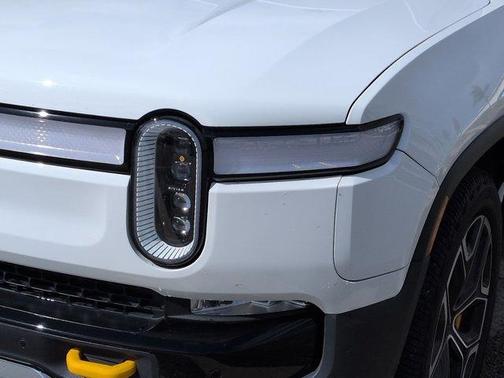 2022 Rivian R1T Adventure Package