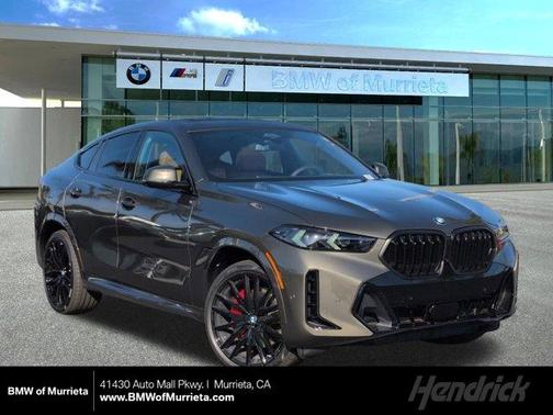 Manhattan Green Metallic 2027 BMW X6 xDrive40i