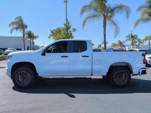 Summit White 2025 Chevrolet Silverado 1500 Custom