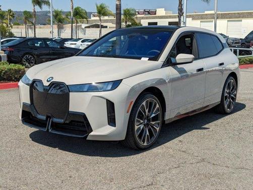 2026 BMW iX xDrive45