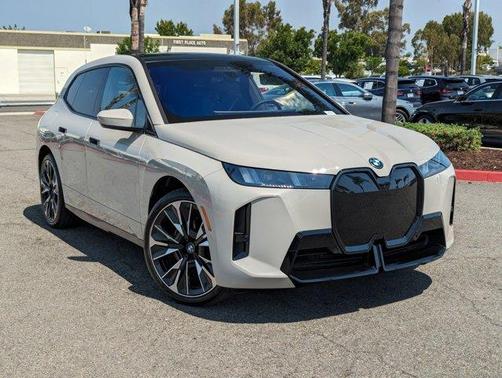 2026 BMW iX xDrive45