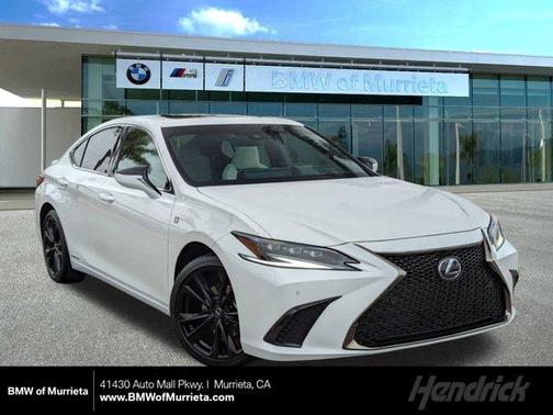 2022 Lexus ES 300h F SPORT