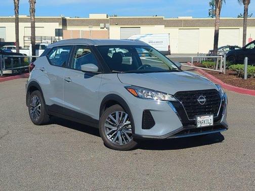 2024 Nissan Kicks SV