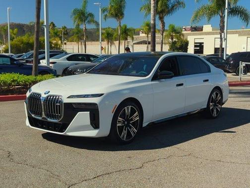 2024 BMW i7 M70