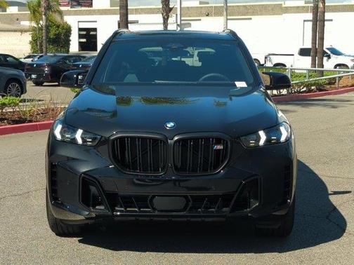 2026 BMW X5 M60i