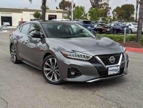 2022 Nissan Maxima Platinum