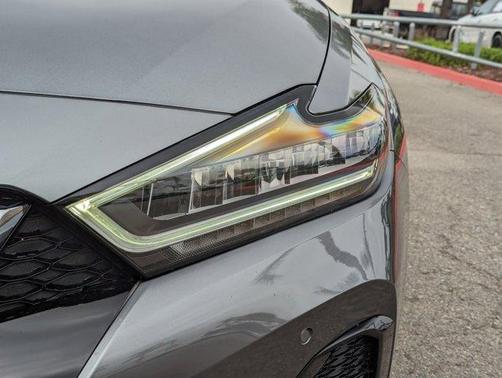 2022 Nissan Maxima Platinum
