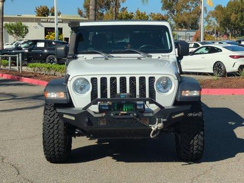 2020 Jeep Gladiator Sport