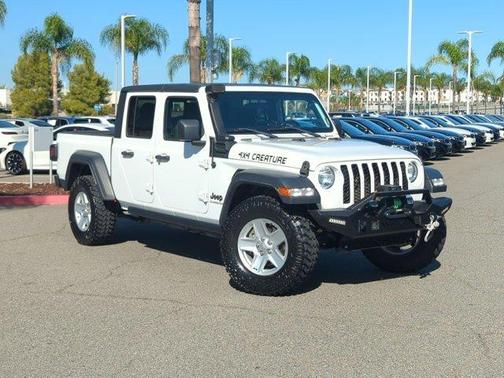 2020 Jeep Gladiator Sport