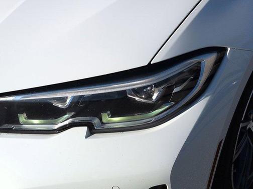 2020 BMW 330 i