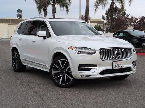 2023 Volvo XC90 B6 Plus 7-Seater