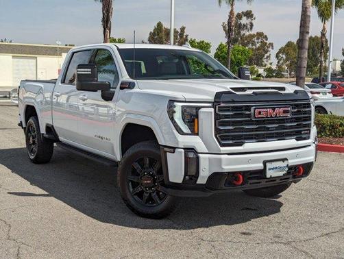 2024 GMC Sierra 2500 AT4