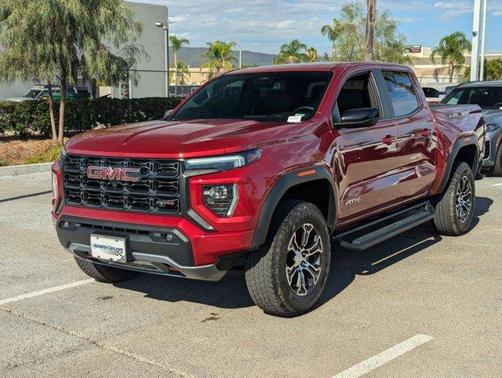 2024 GMC Canyon AT4