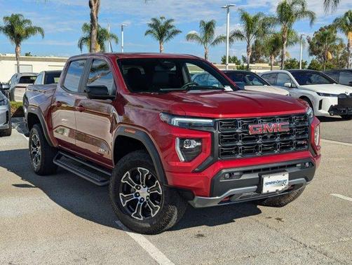 2024 GMC Canyon AT4
