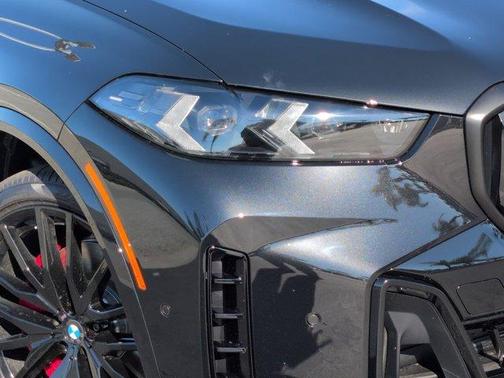 Black Sapphire Metallic 2026 BMW X5 xDrive40i