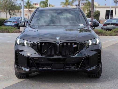 2026 BMW X5 M60i