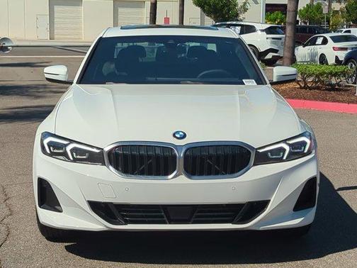 2025 BMW 330 i